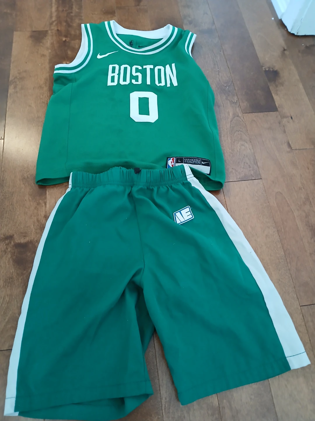 Kids Boston Celtics Basketball Jersey and Shorts Set 7-8 - photo 2