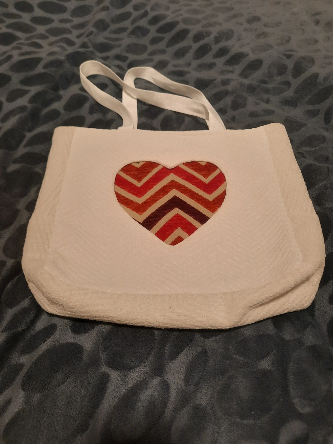 Beautiful Bag with Heart Design - photo 5