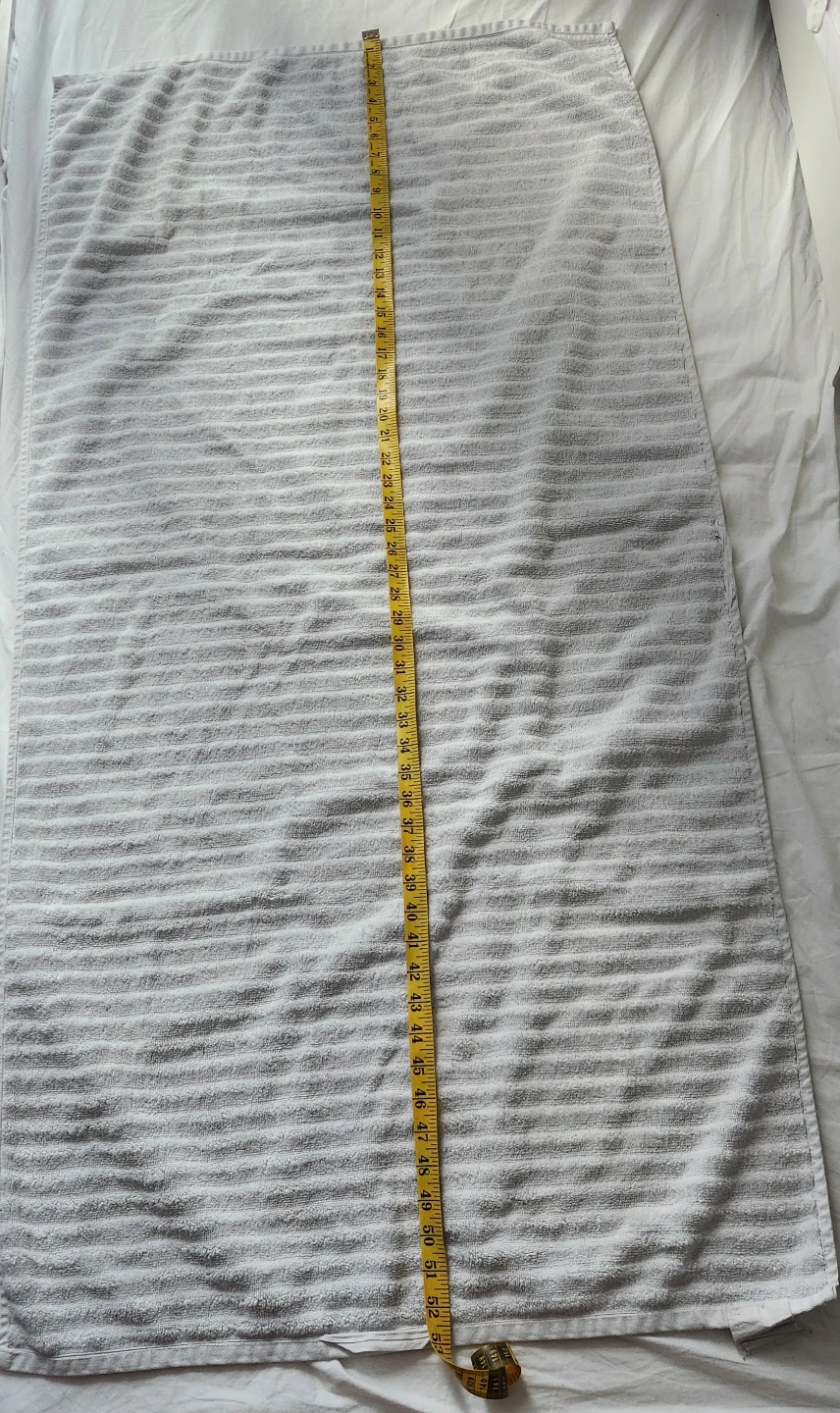 Pink & White Bath Towels - 27x52 inches - photo 2