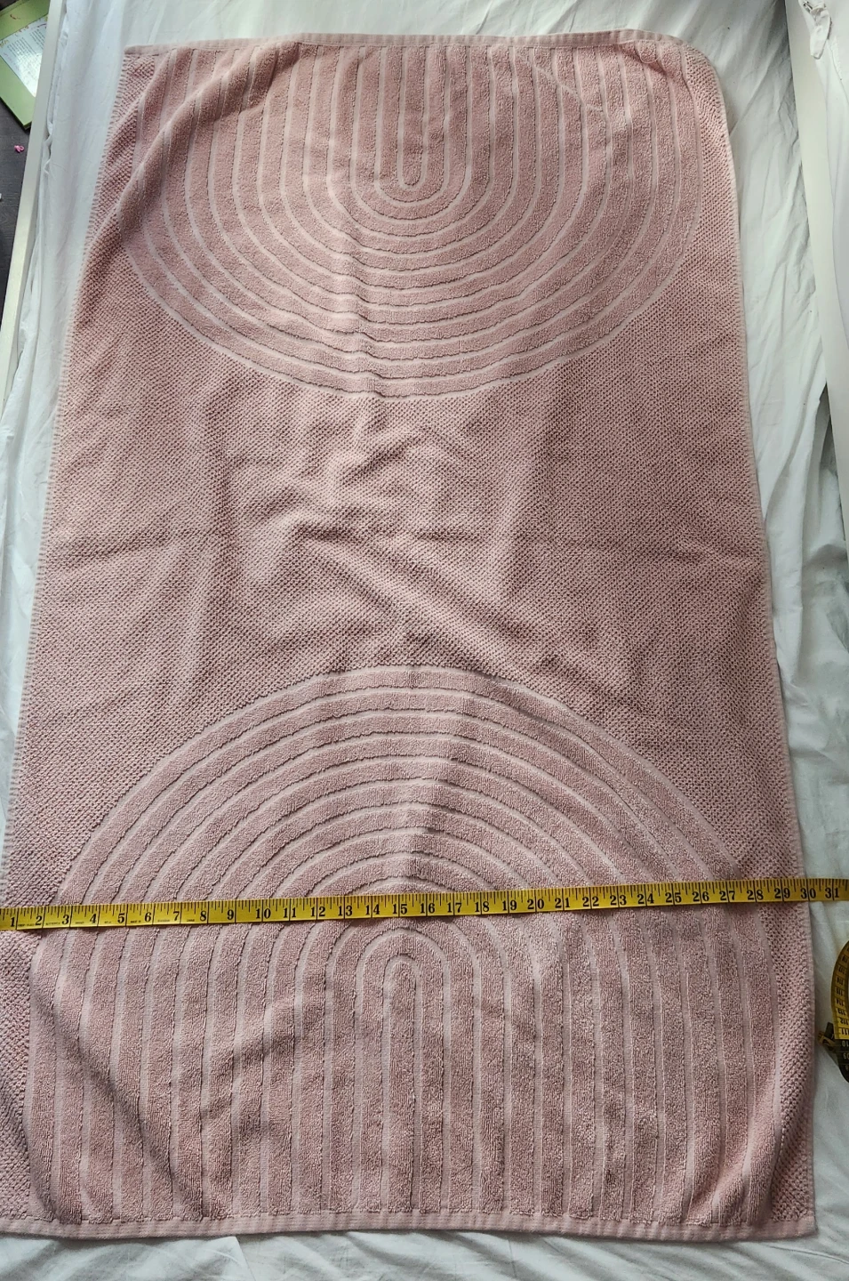 Pink & White Bath Towels - 27x52 inches - photo 4