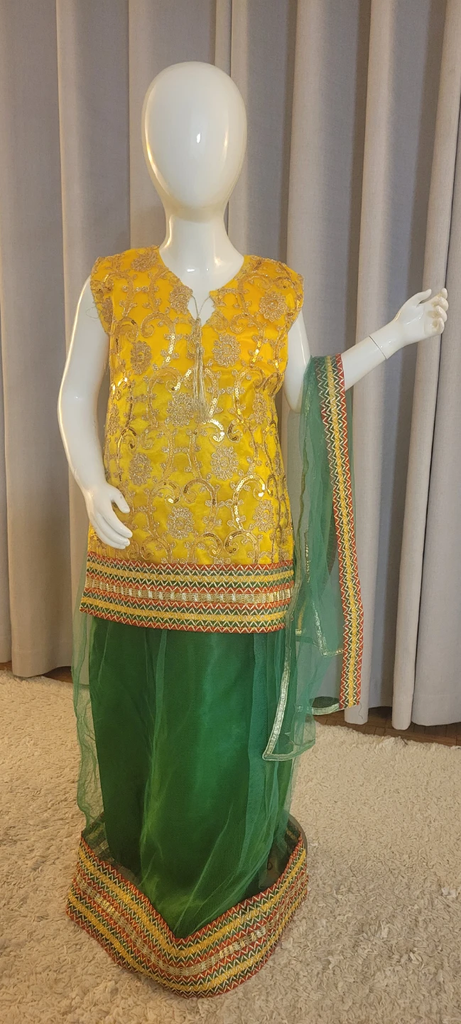 Children's Yellow and Green Traditional Outfit - photo 3