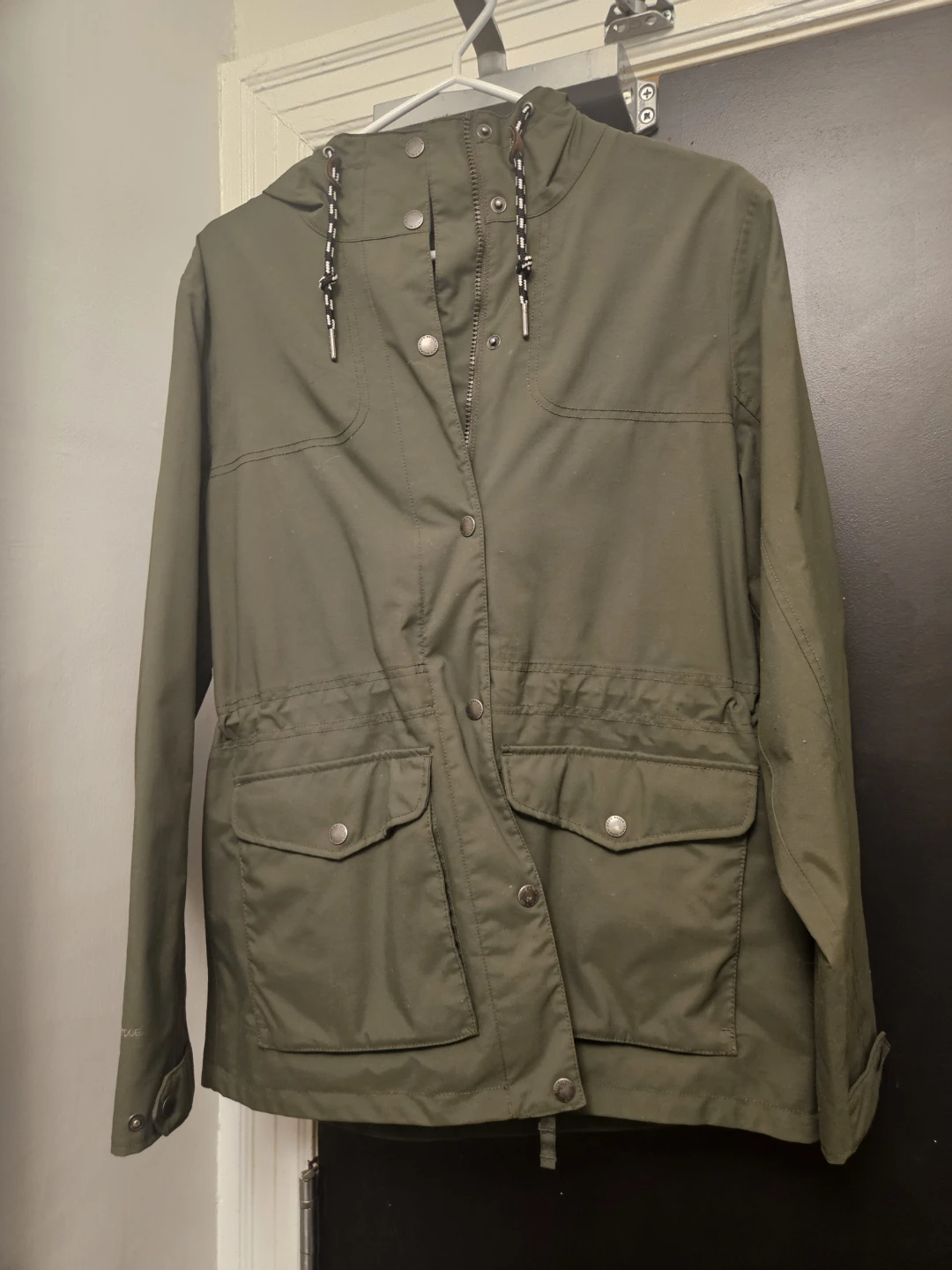 Eddie Bauer Rain Jacket Medium - photo 2