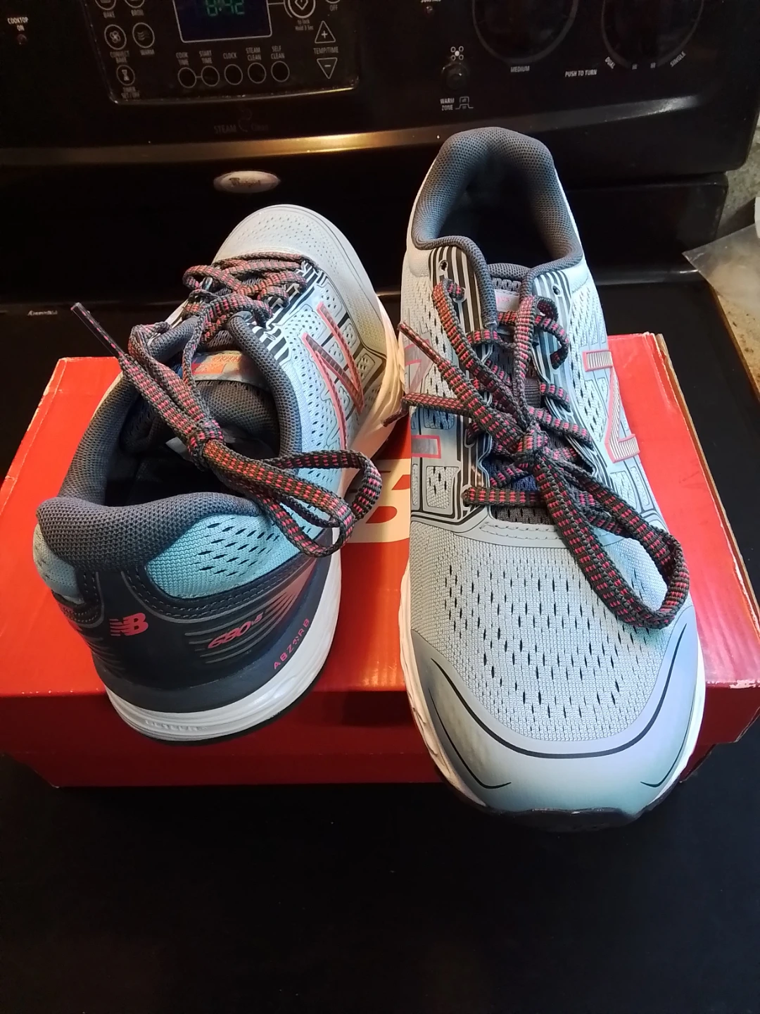 NEW BALANCE Wide/Large Running Shoes 11USA, 43EU, 8UK New
