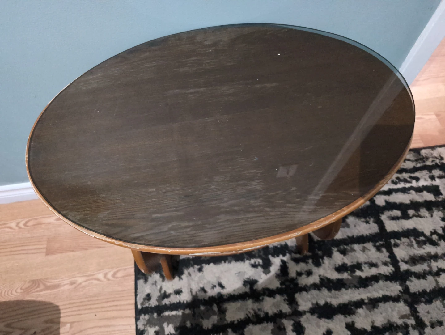 Classic end table - photo 4
