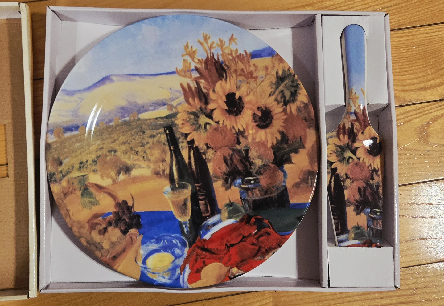 Cake Plate and Spatula Set(New in the box)