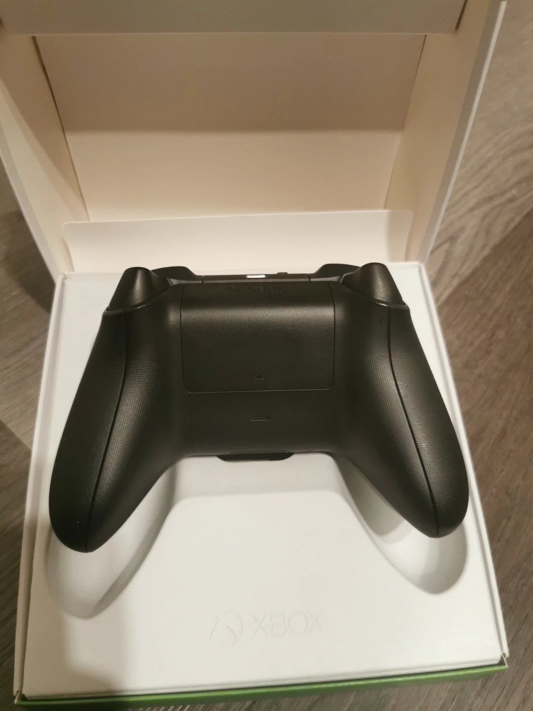 New Xbox Wireless Controller - photo 3