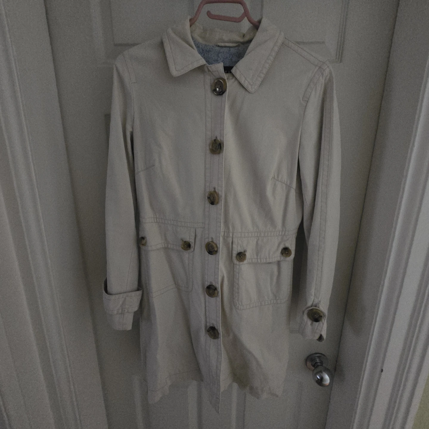 GAP Beige Trench Coat Size Small
