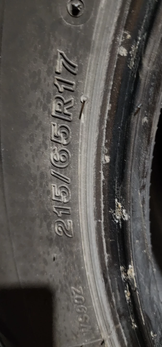 Bridgestone Blizzak WS90 215/65R17 Winter Tires - photo 4