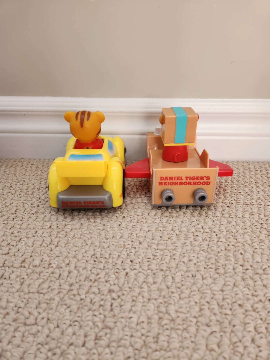 Daniel Tiger's Neighborhood Toy Cars - photo 3