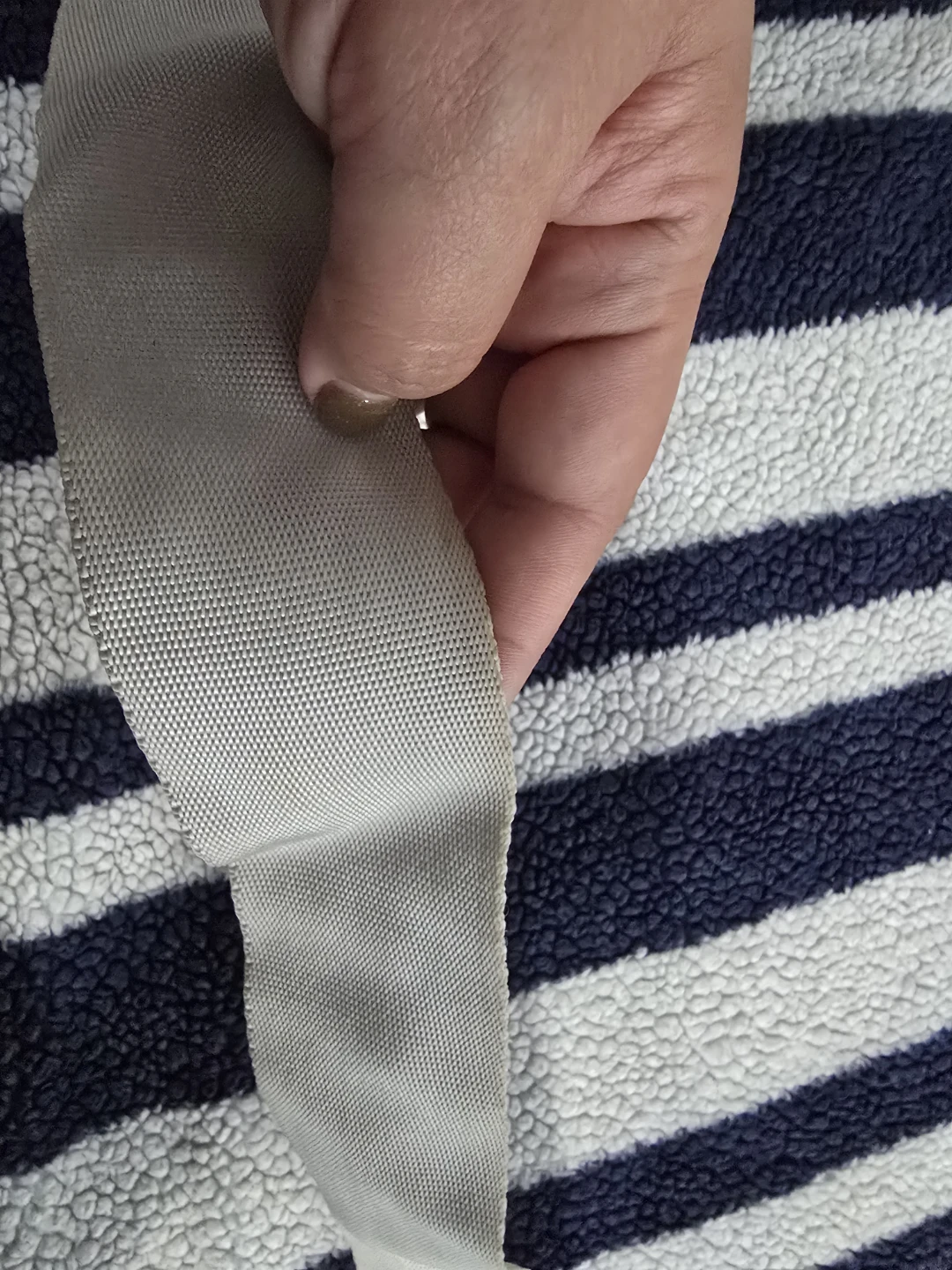 Adidas Silver Waist Bag - photo 2