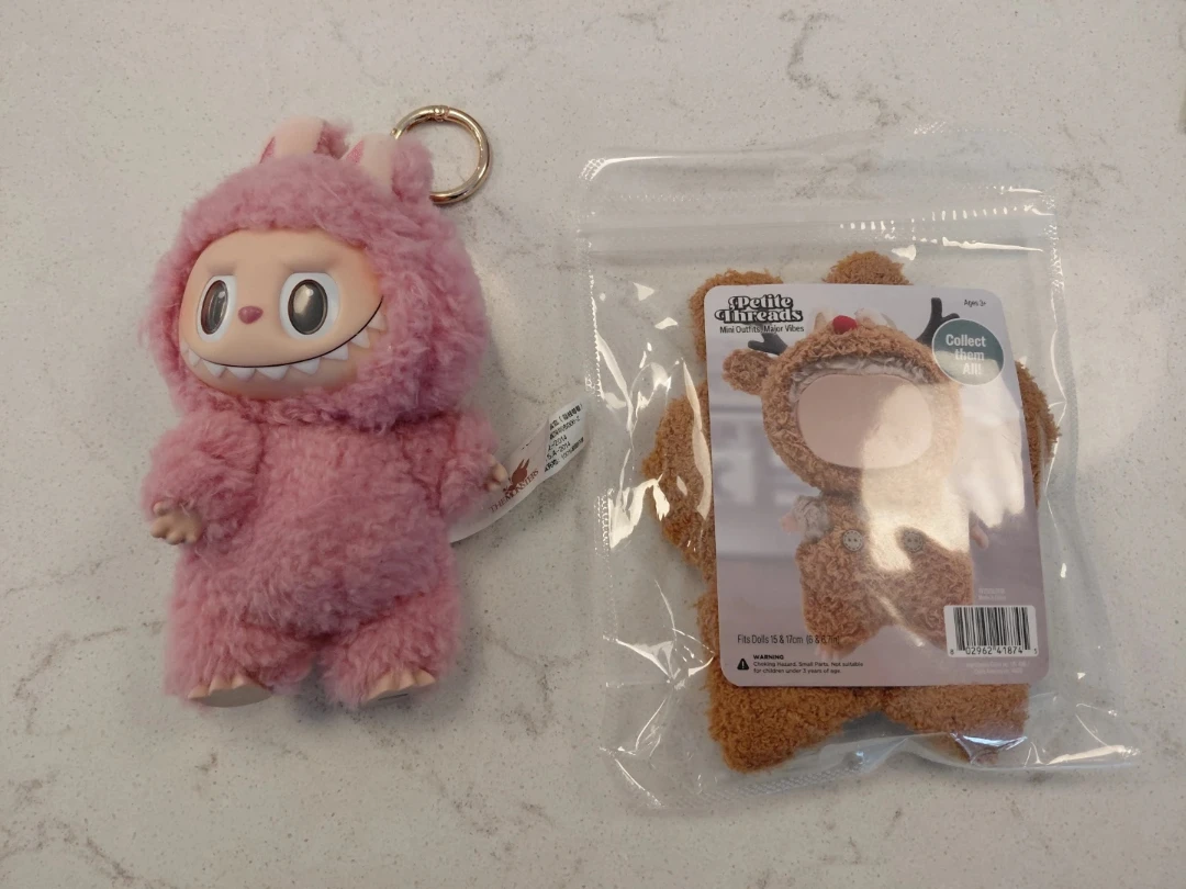 THE MONSTERS Plush Keychain - Pink