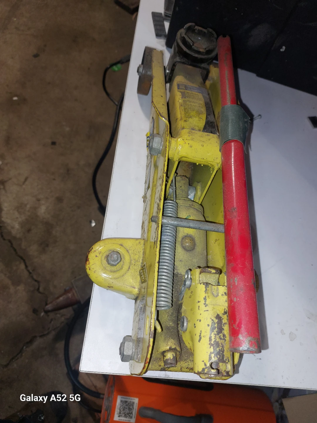 Power Fist 2 Ton Trolley Jack - photo 5