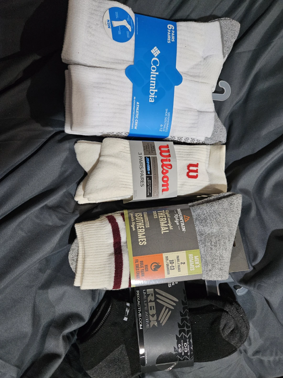 New 19 pairs of men's socks