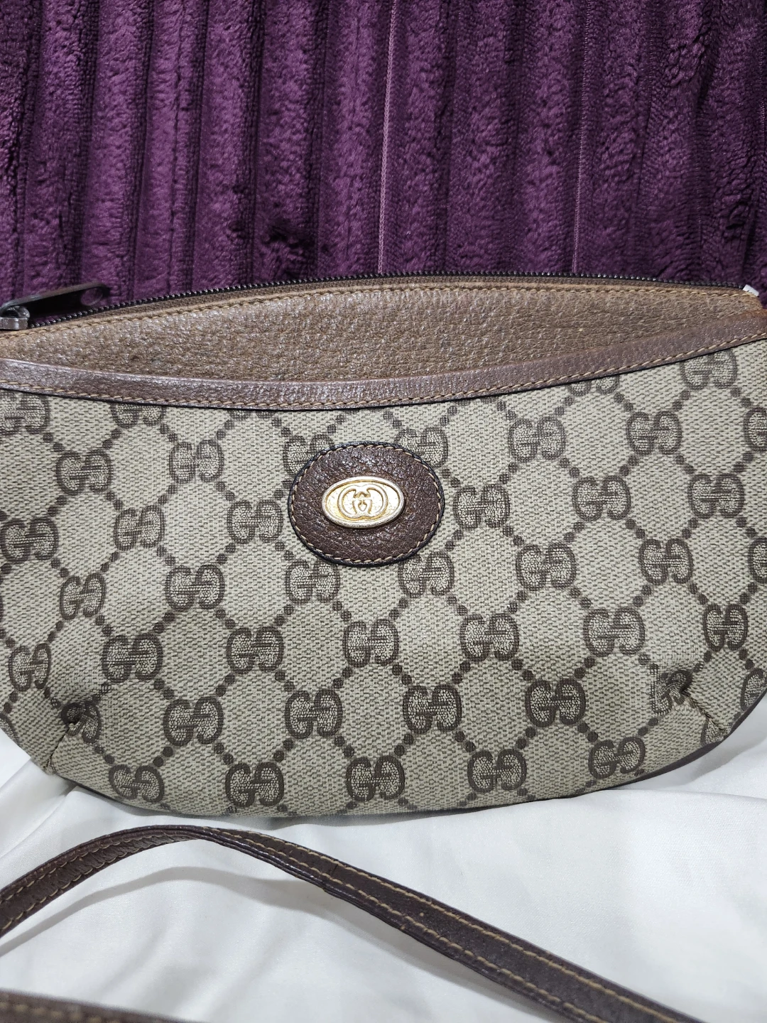 Vintage Gucci Crossbody Bag - photo 2