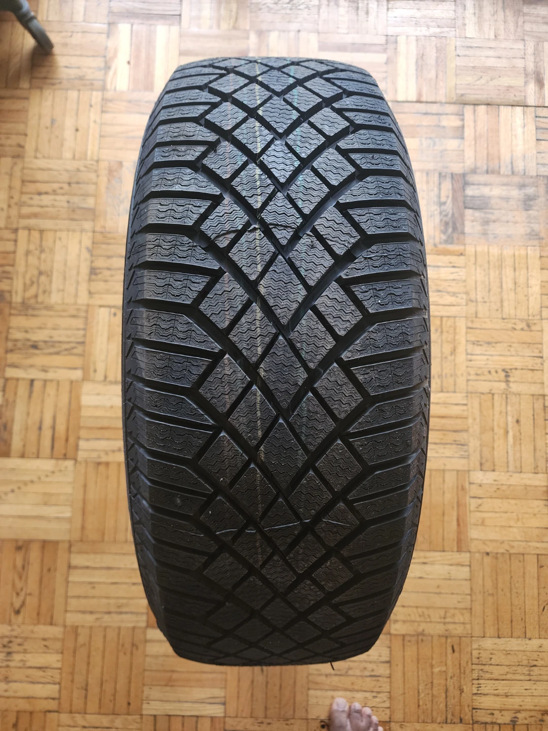 Set of 4 Winter Tires 235/65R17