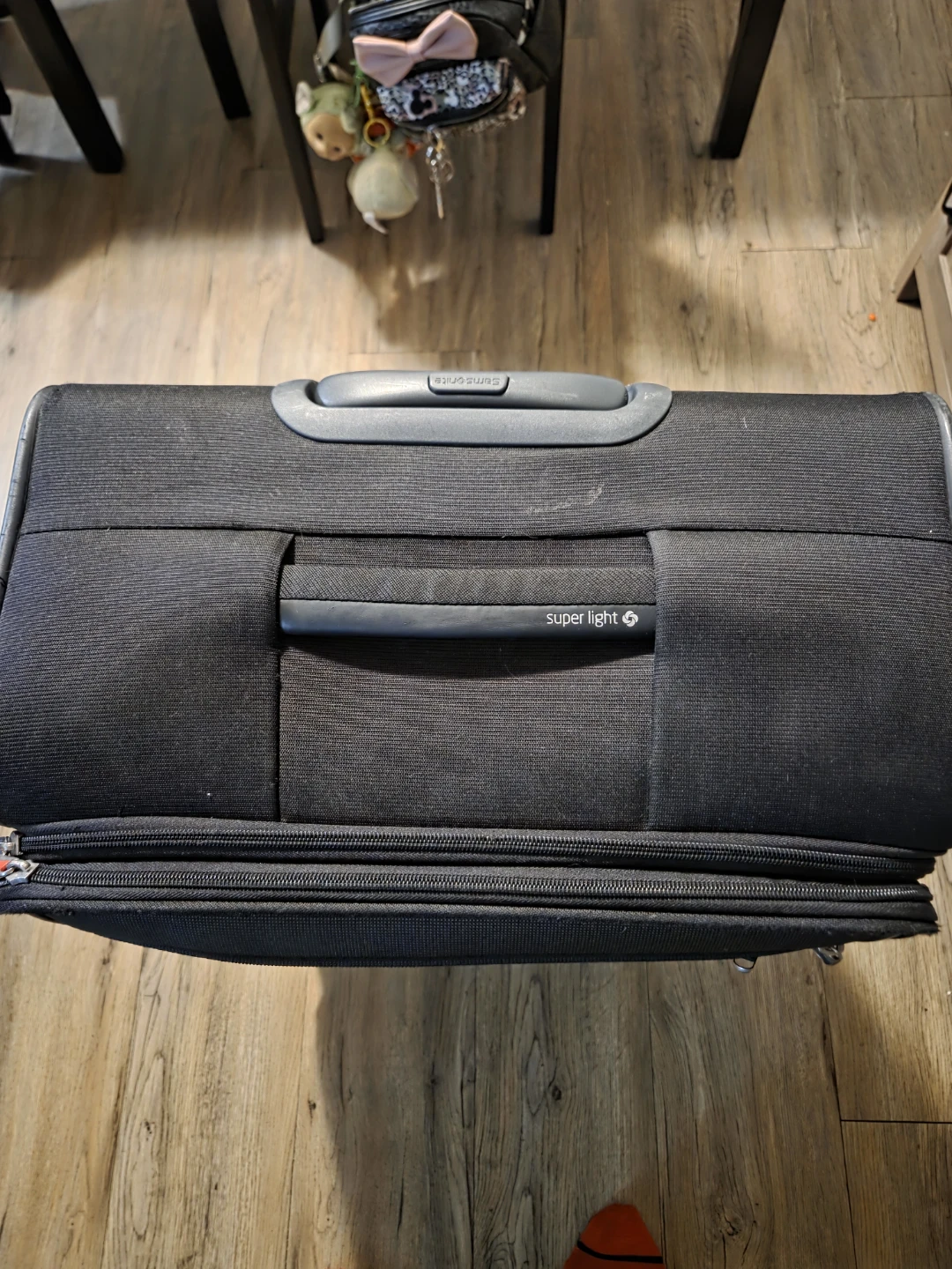 Black Samsonite luggage - photo 3