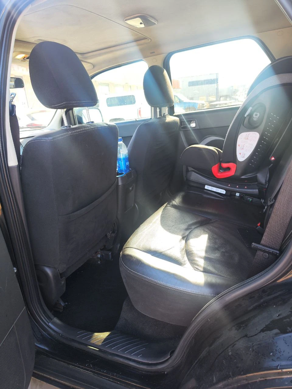 Black Mazda Tribute 2008 - photo 5