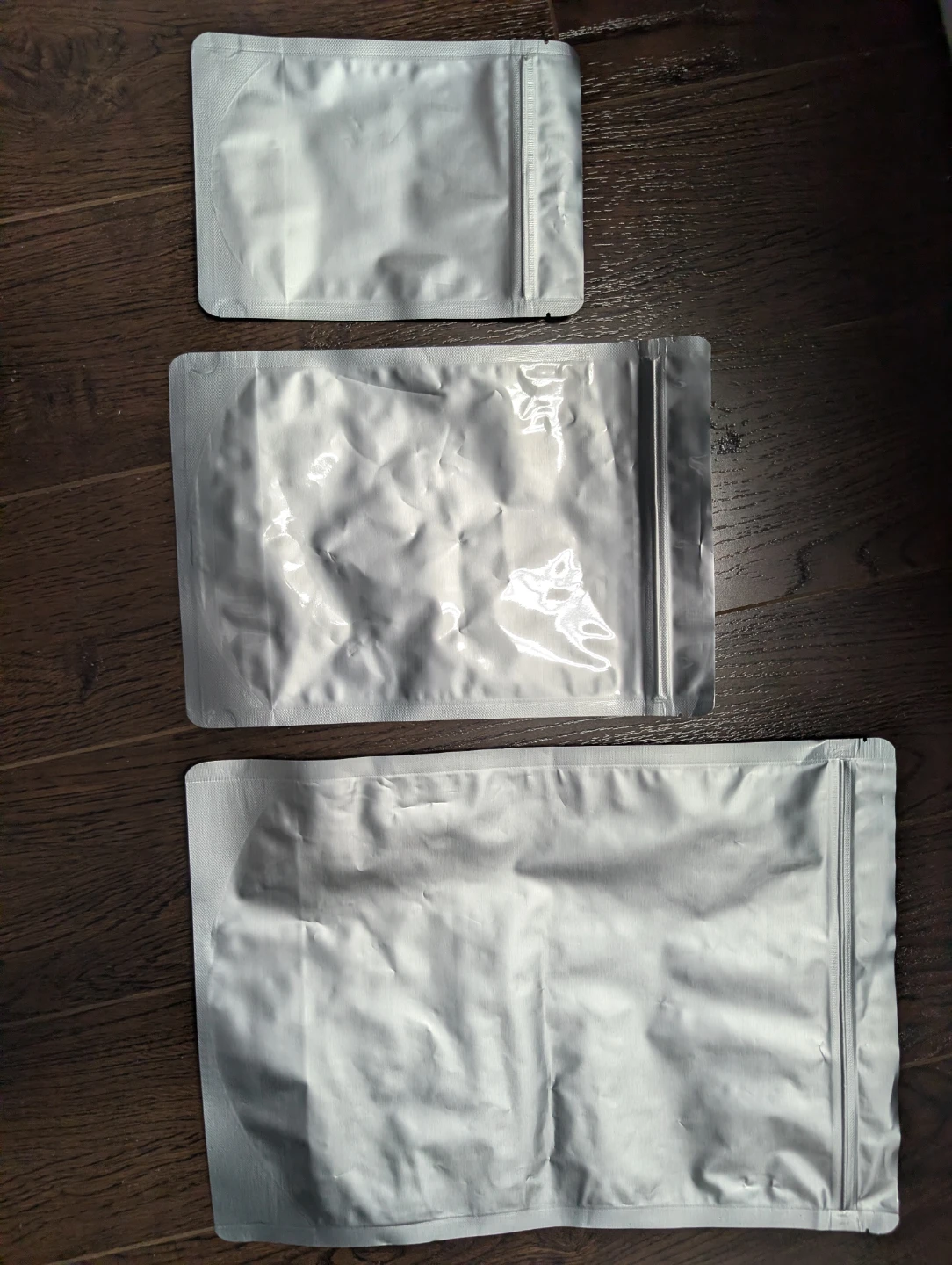 Set of  Seal Pouches - photo 2