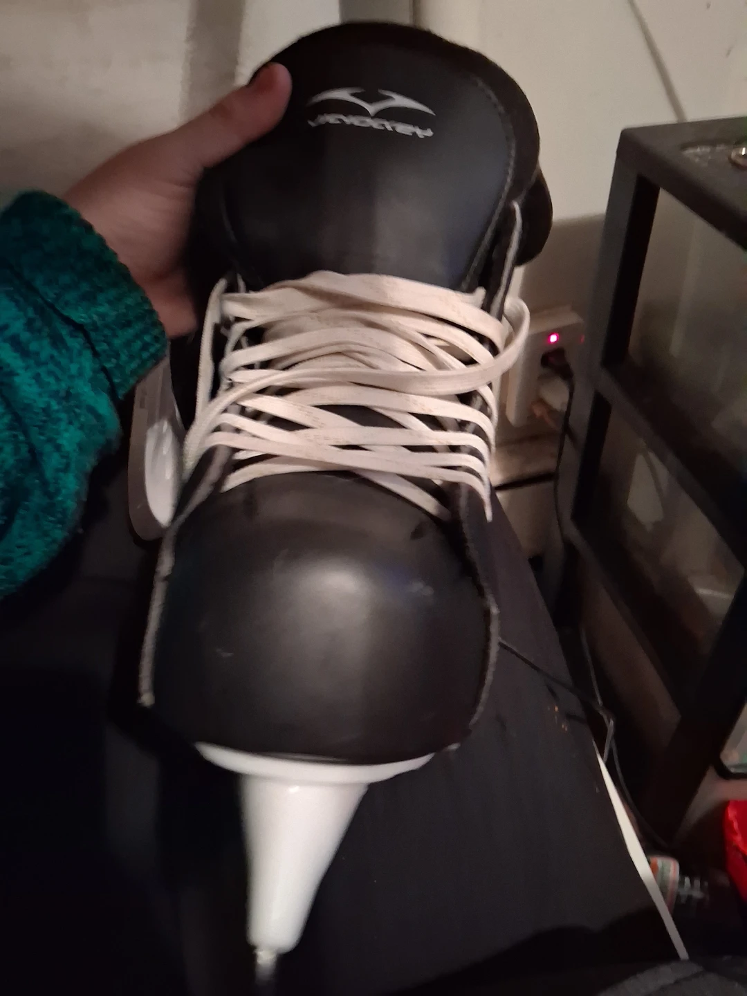 Viceroy HXI Hockey Skates - US Size 6 - photo 4