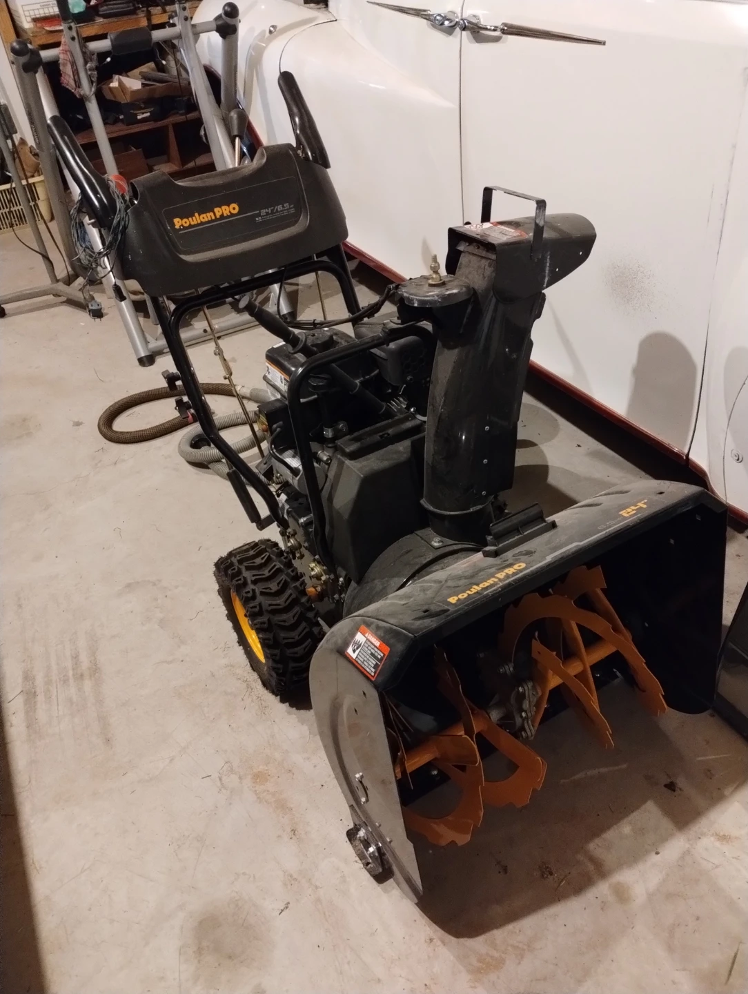 Poulan Pro Snow Blower
