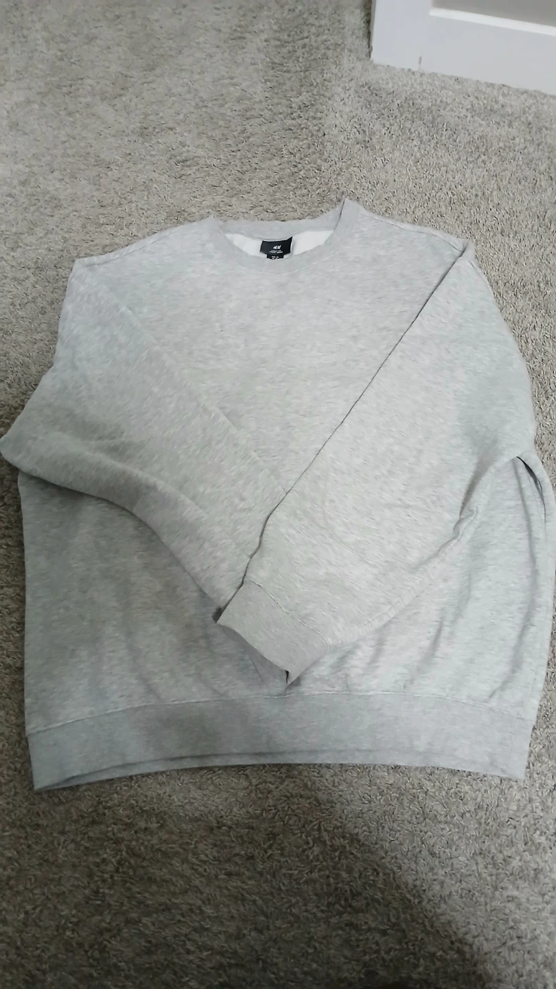 H&M Grey Crewneck Sweatshirt