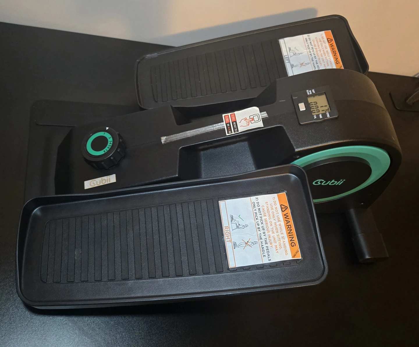 Cubii Move under-desk / seated elliptical. - photo 2