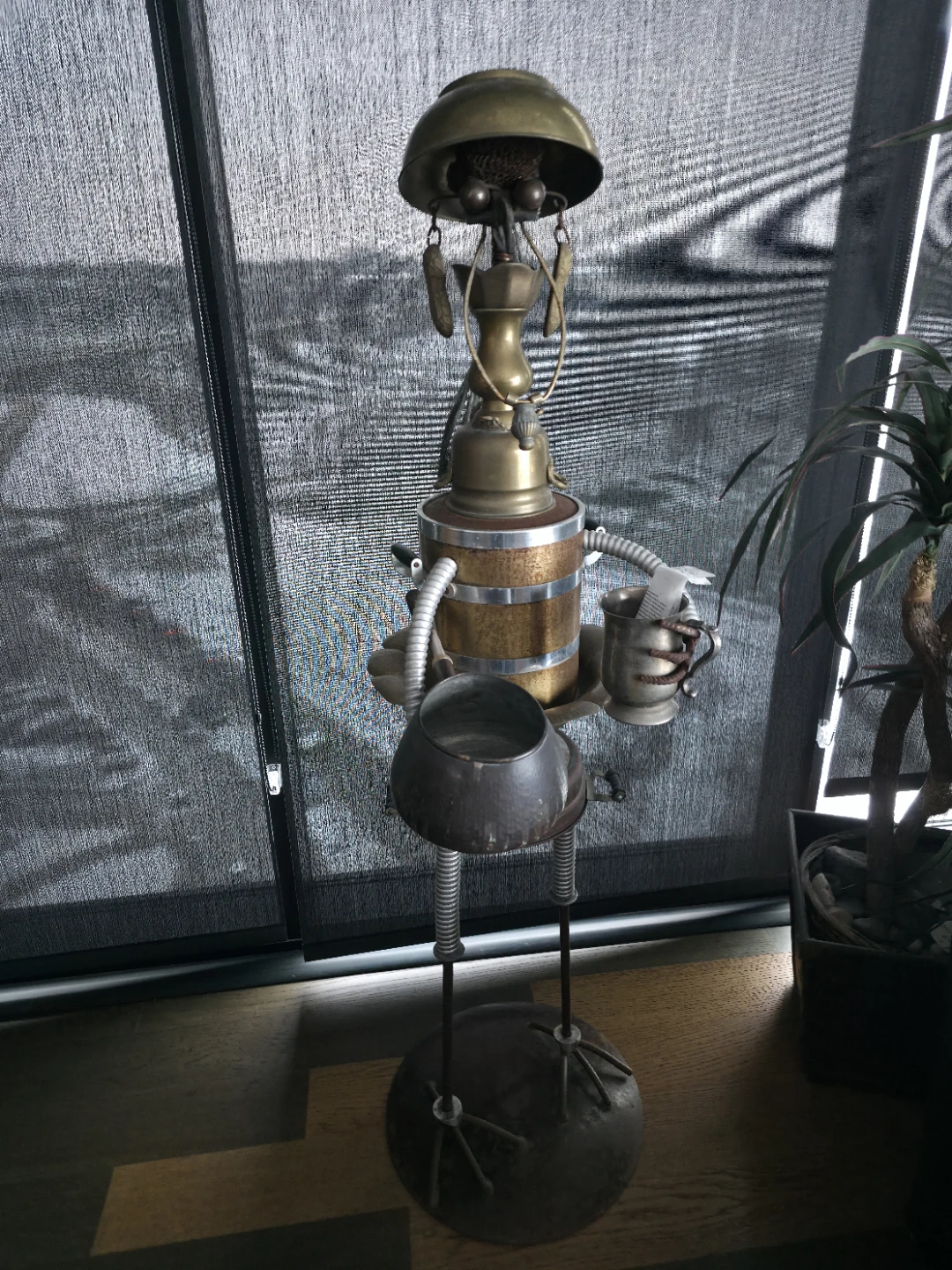 Unique Metal Art Sculpture