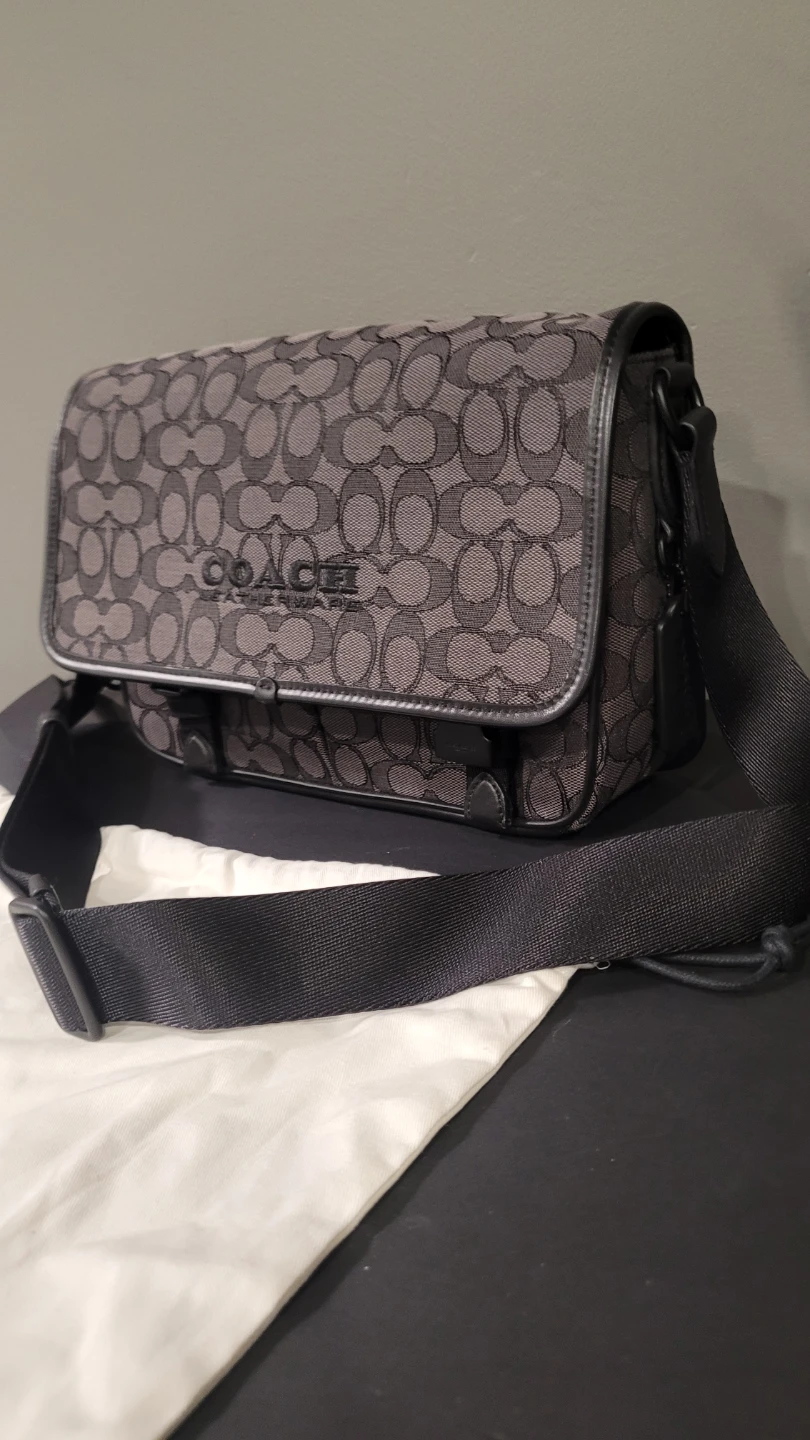 Authentic Brand New Coach Messanger Bag. - photo 2