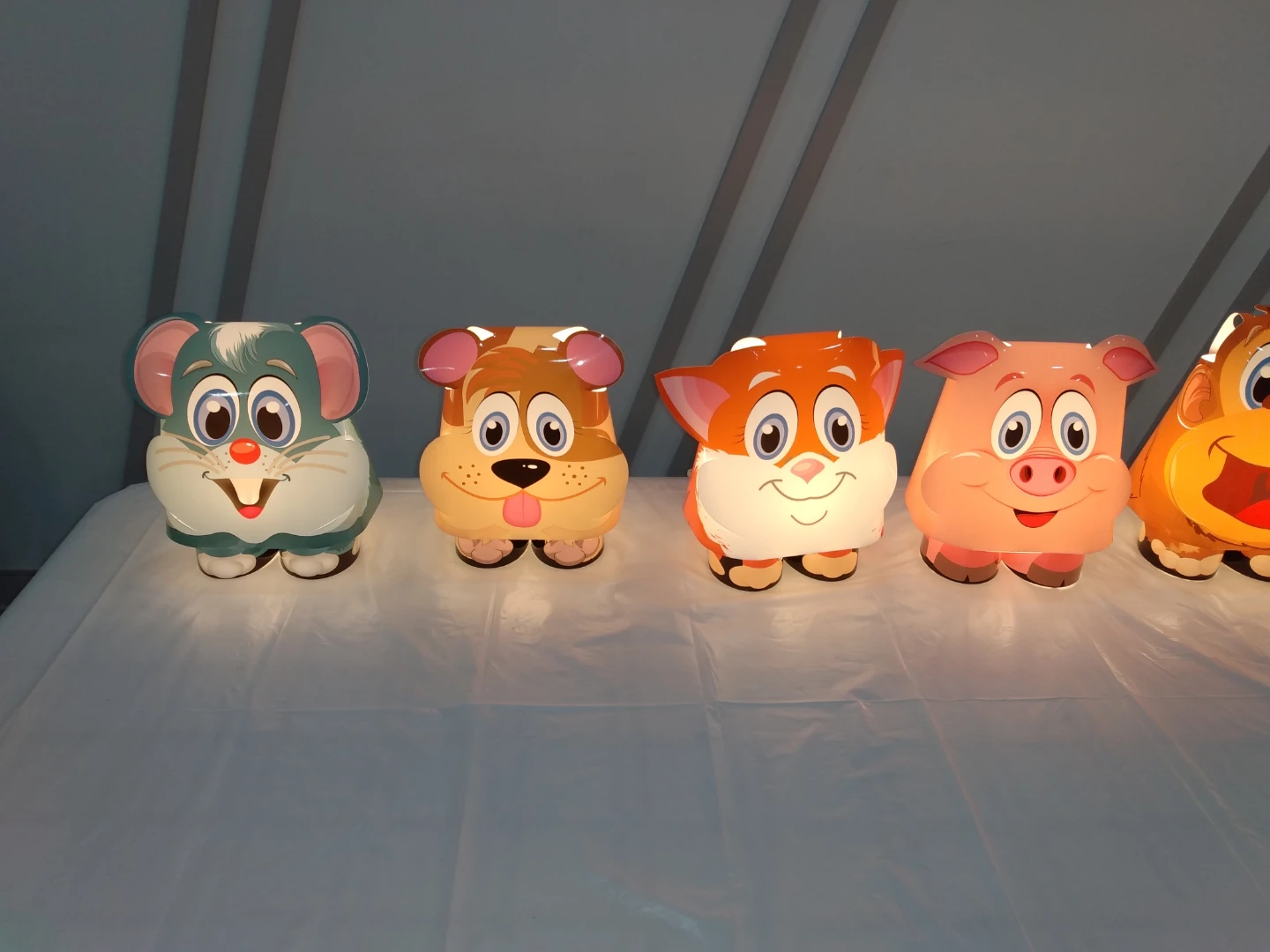 New kids animal characters table lamps pu pape Gough ave - photo 2