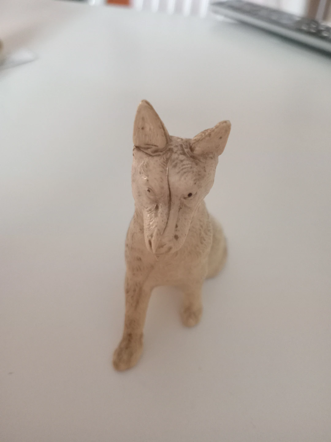 Vintage Sitting Dog Figurine - photo 2