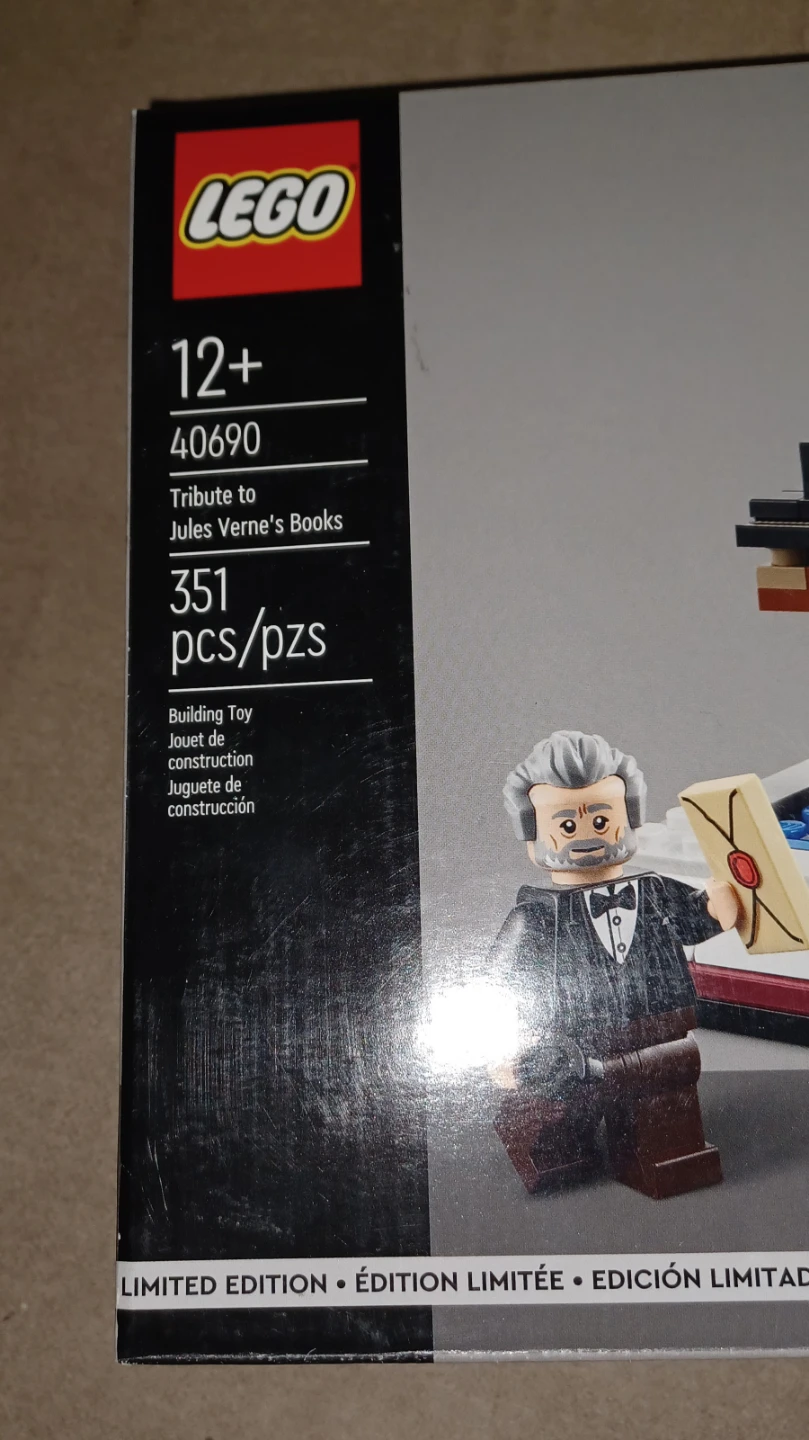 New LEGO 40690 Tribute to Jules Verne's Books Limited Edition ! - photo 3