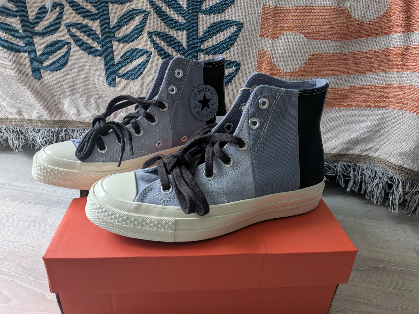 BNWT Converse Chuck 70 Hi Patchwork (canvas/suede) Sneakers - photo 4