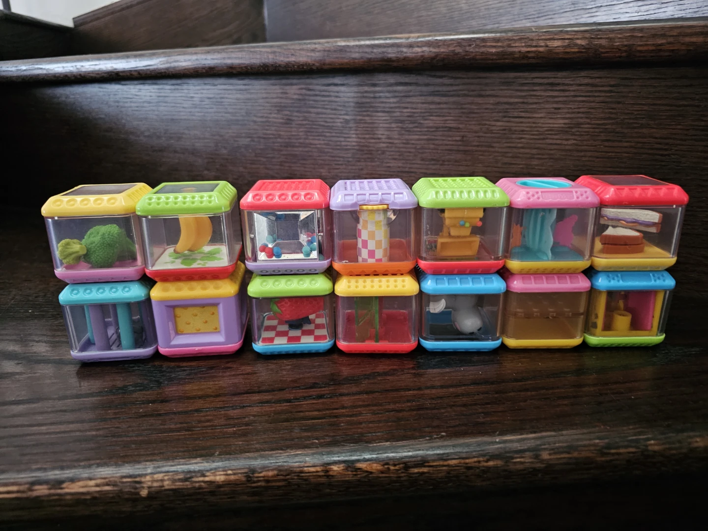 12x Fisher-Price Peek-a-Boo Blocks🥕