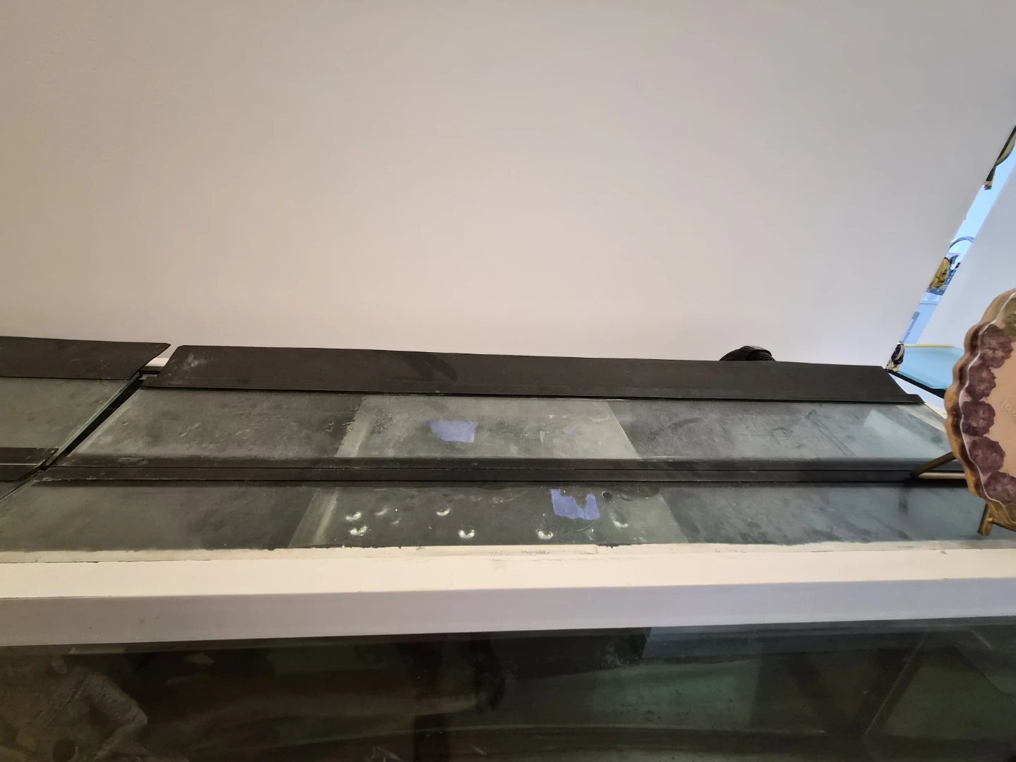Elegant Glass Fish Tank with Stand – Custom Top Flap - photo 4