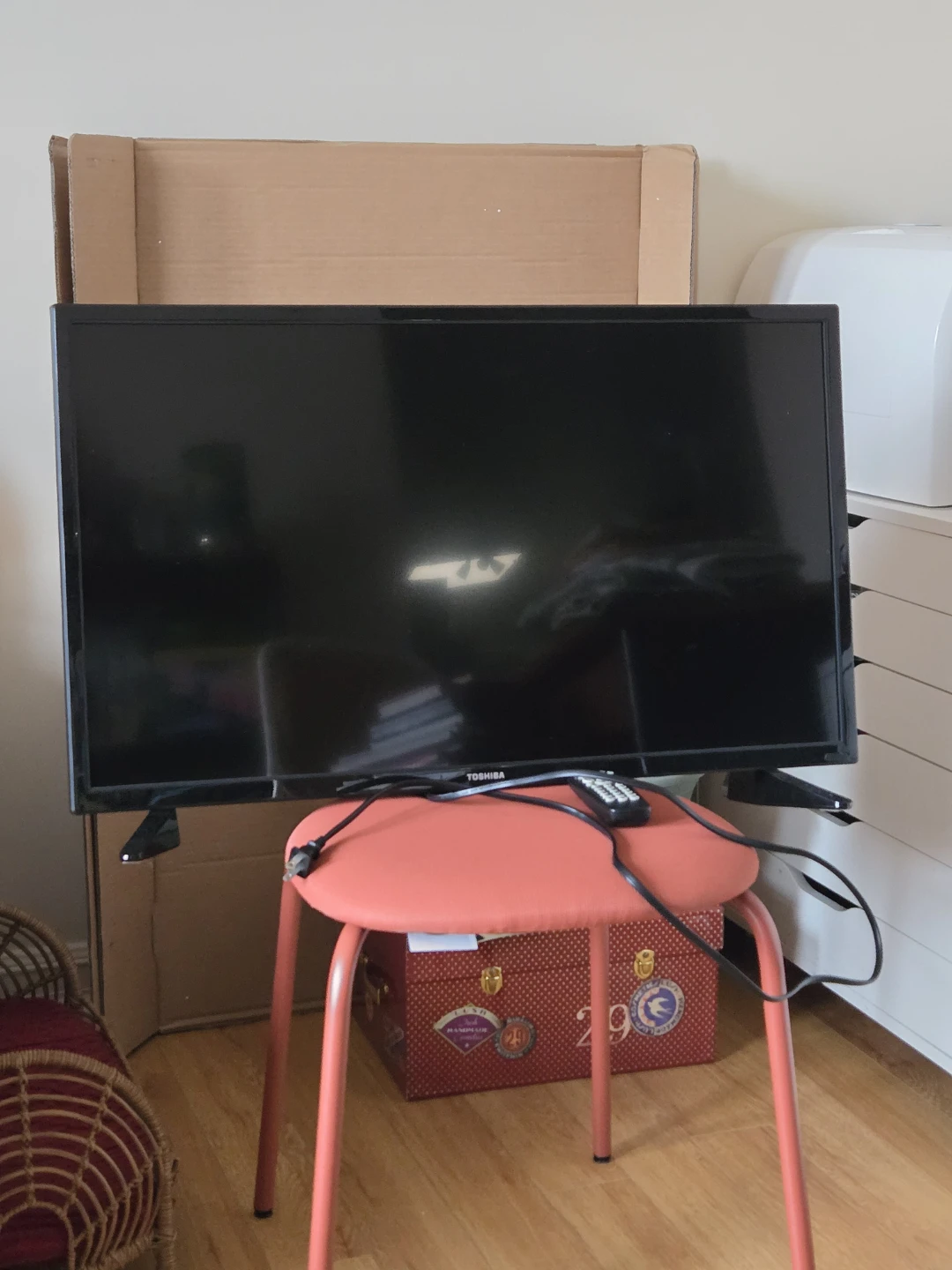 Toshiba 30" LCD TV