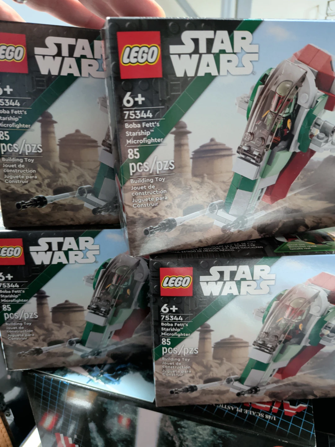 New LEGO Star Wars 75344 Boba Fett's Starship Microfighter