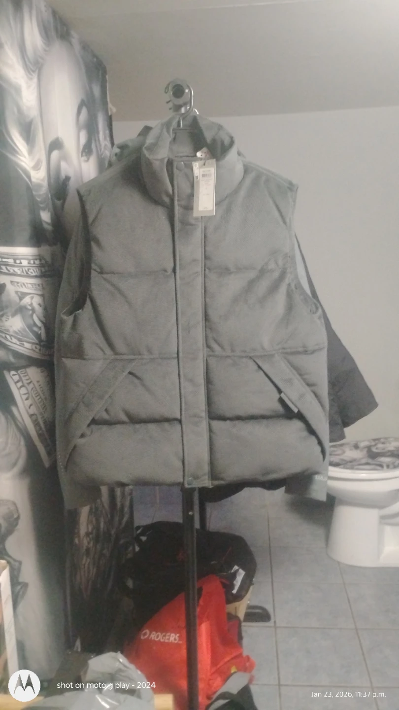 ONLY & SONS Puffer Vest - Size S