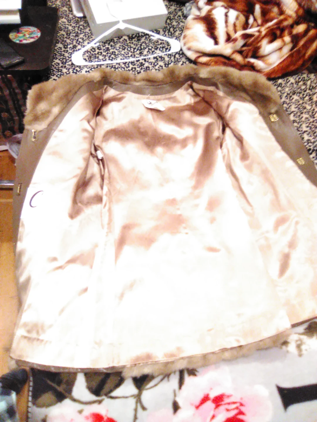 Career Originals Vintage Fur Coat - Size S - photo 3