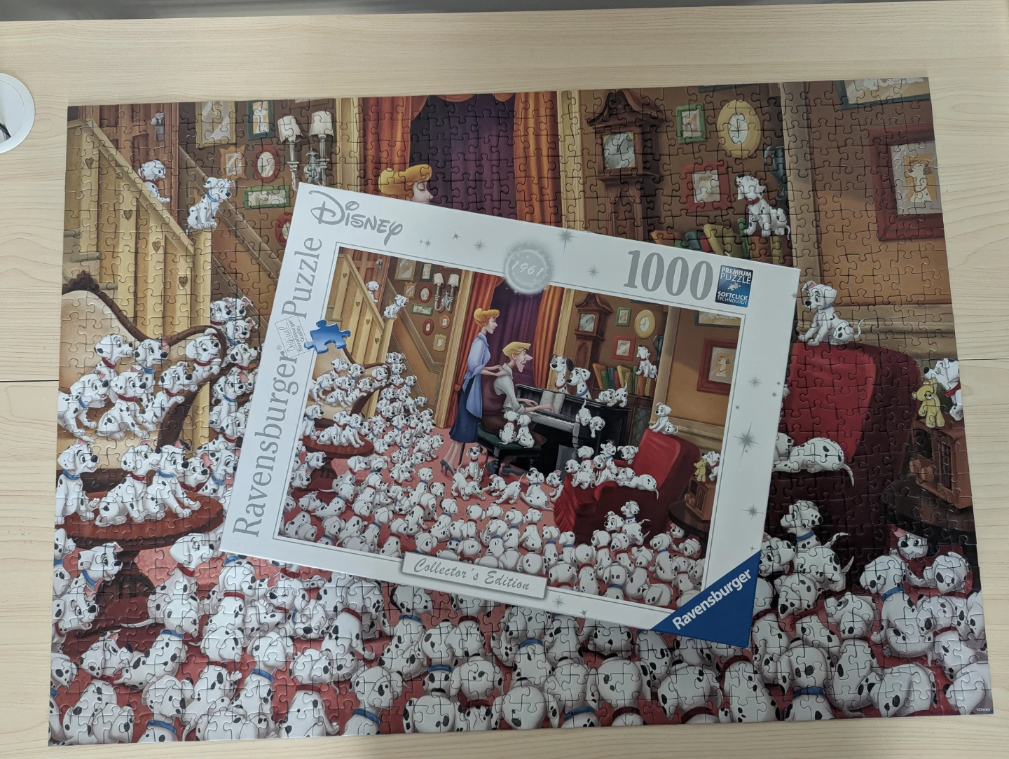 $10 Ravensburger - 101 Dalmatians Disney Puzzle - 1000pcs