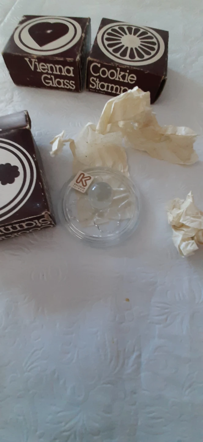 Kuebler Vienna Glass Cookie Stamps - photo 2