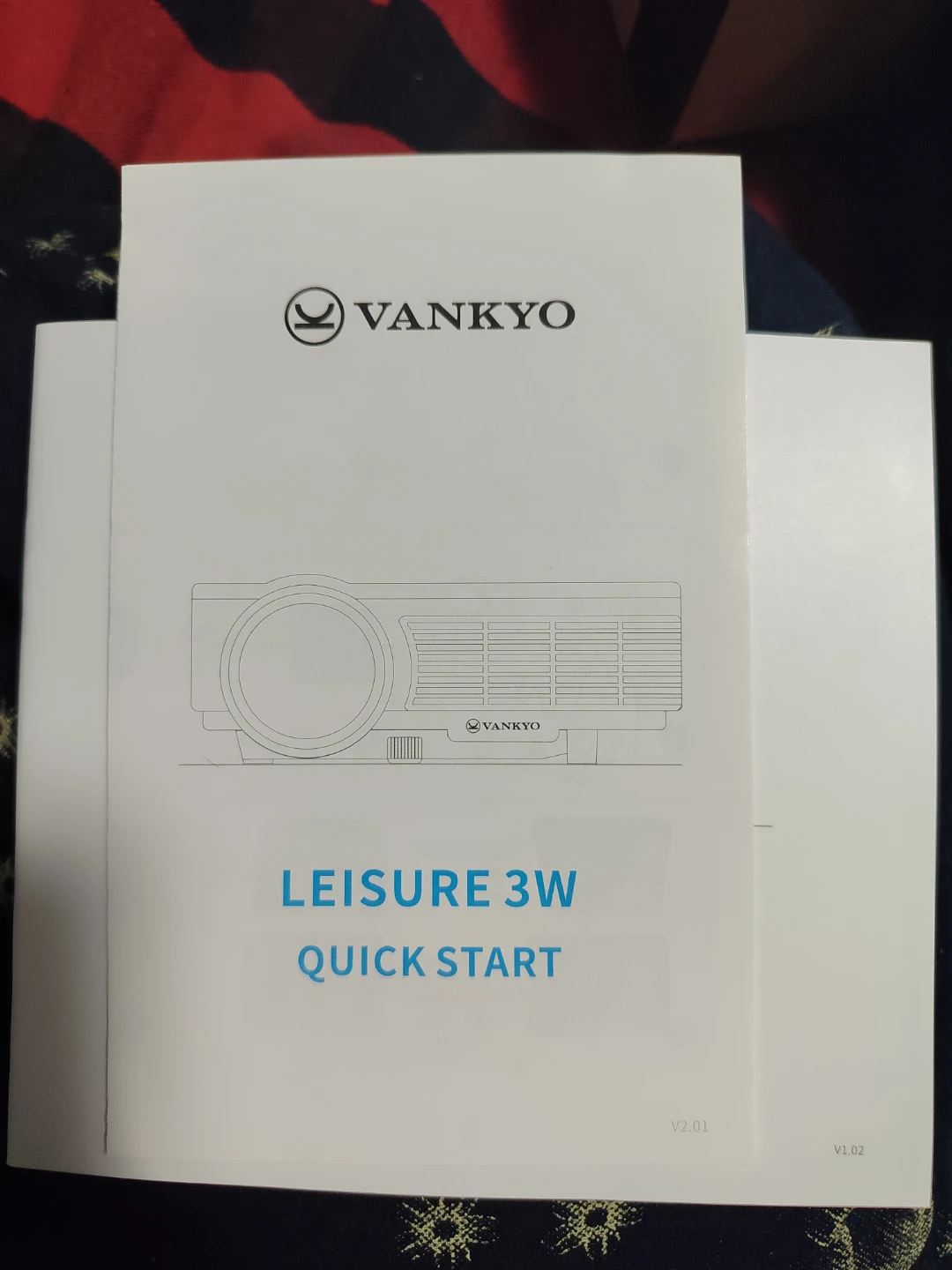 Vankyo Leisure 3W Video Projector w/ Case & Manual - photo 3