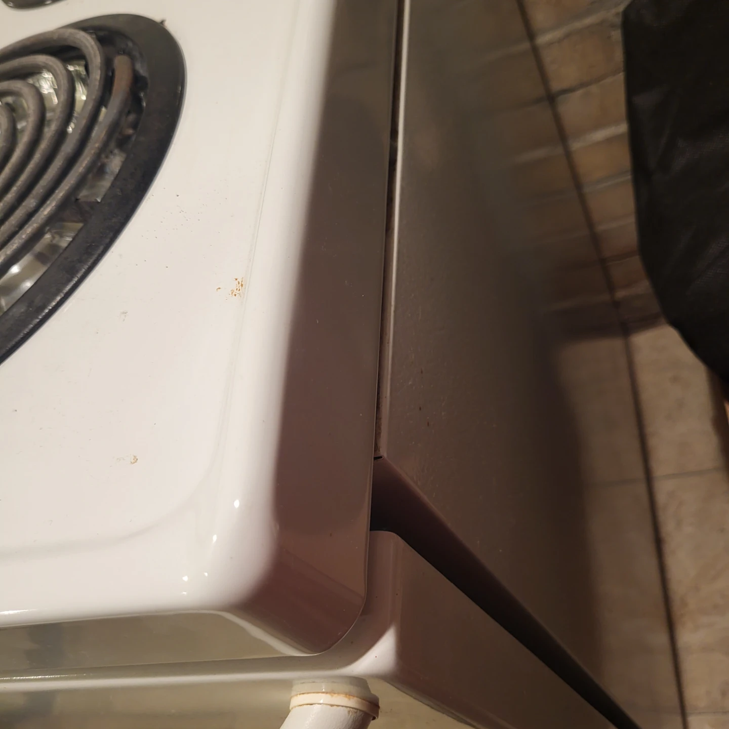 Frigidaire Electric Range - White - photo 5