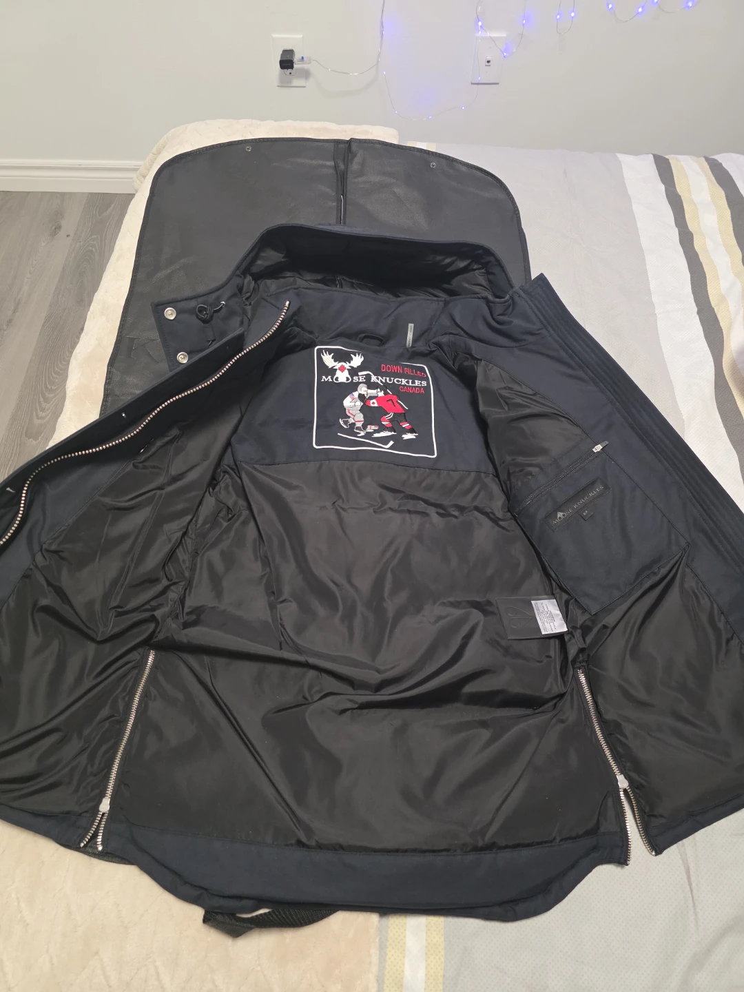 Moose Knuckles Black Down Puffer Jacket - photo 2