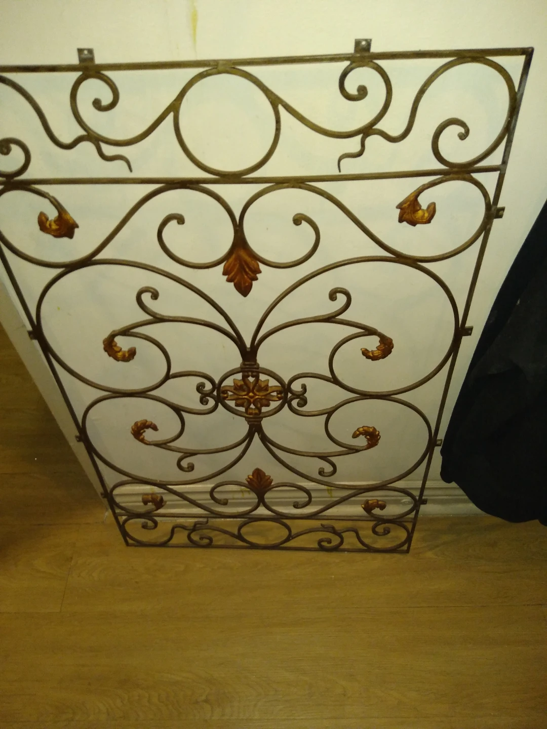 Victorian wrought iron window grate - photo 2