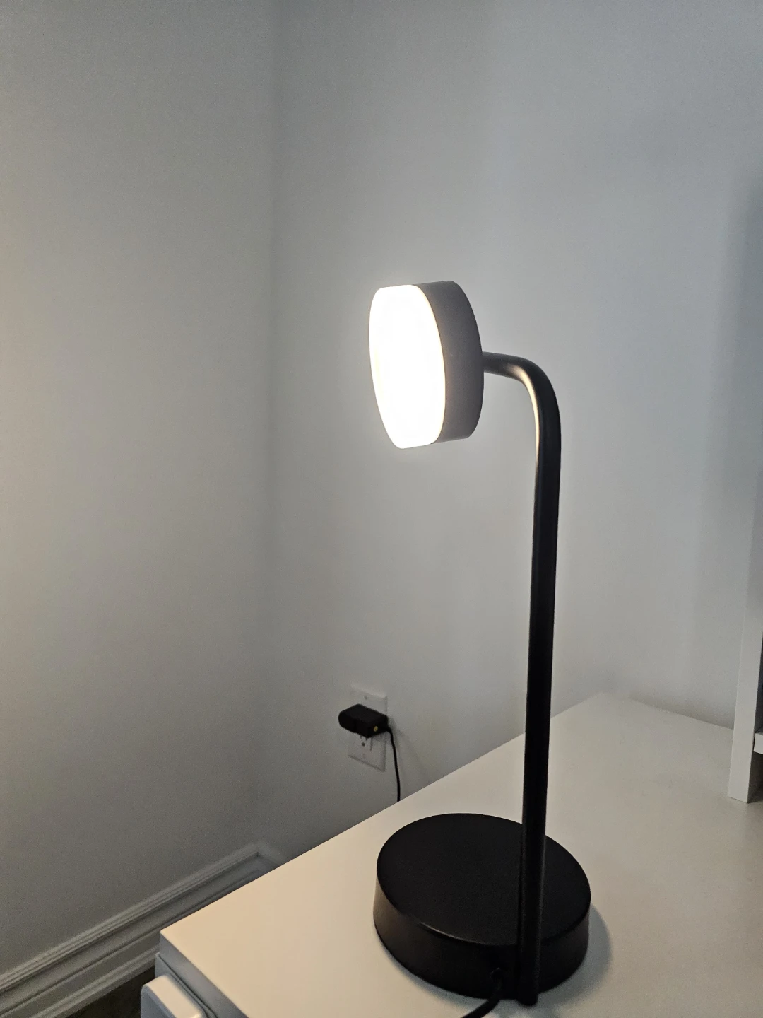 EQ3 Row desk lamp
