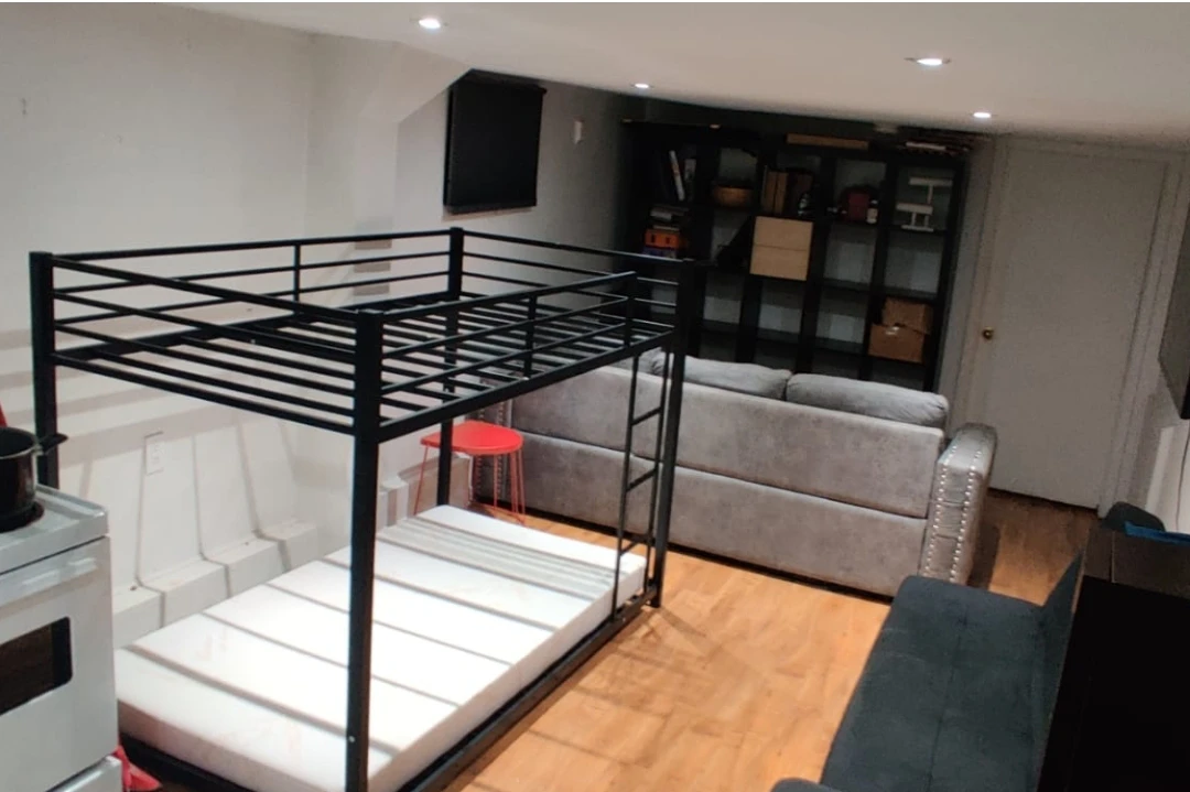 Adult Black Metal Twin Bunk Bed - photo 2