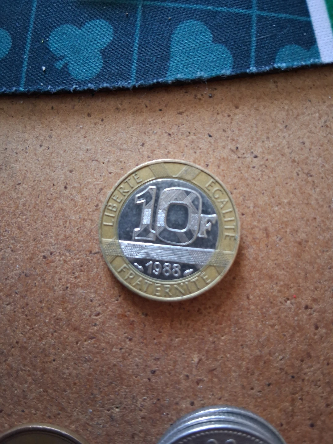 🥕 French 10 Franc Coin - 1988