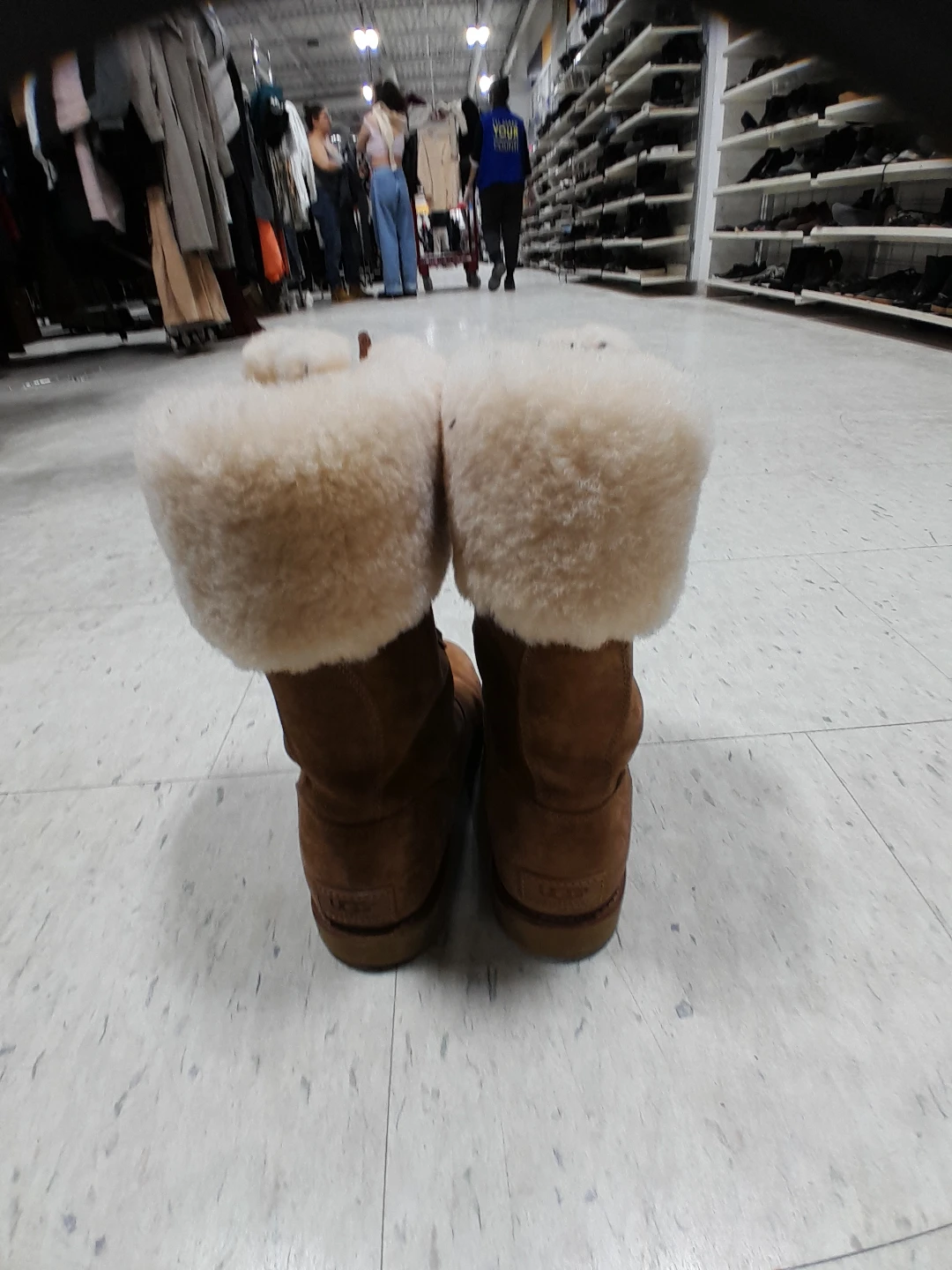 UGG Suede Leather Shearling Boots waterproof Size 7 - photo 3
