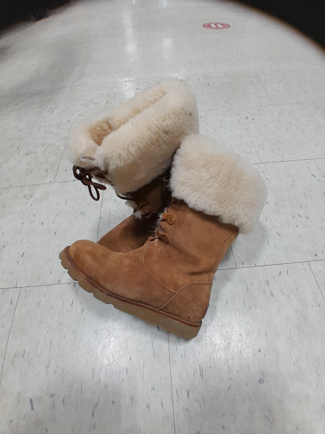 UGG Suede Leather Shearling Boots waterproof Size 7 - photo 4