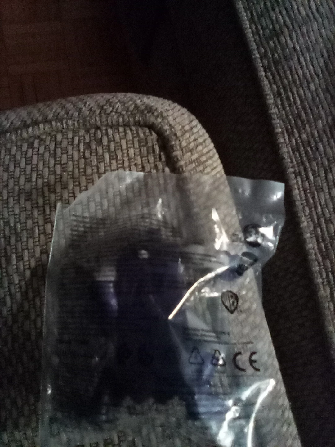 New Batman Action Figure - Warner Bros - photo 2